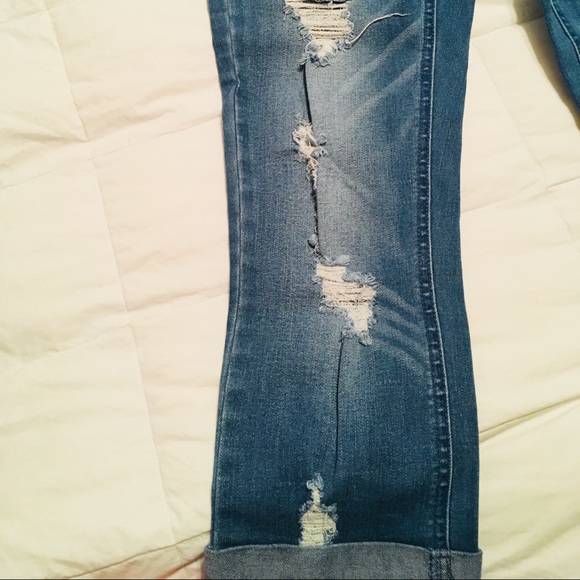 Indigo Rein distressed jean capris size 7 - Picture 4 of 8